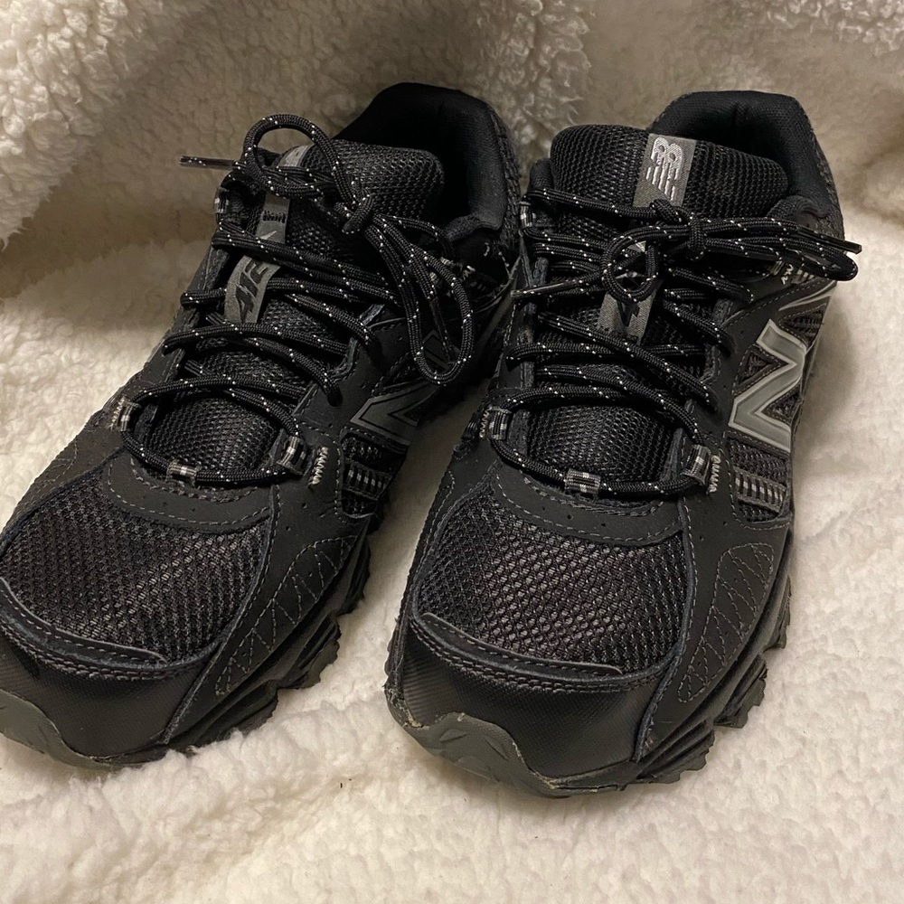 NEW-BALANCE ATHLETIC SHOES